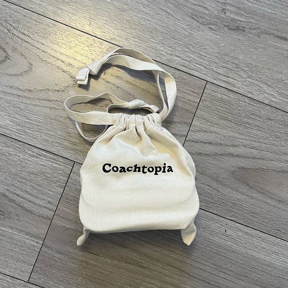 Coach Mini Wavy Dinky Bag in Coachtopia Leather - Picture 5 of 9